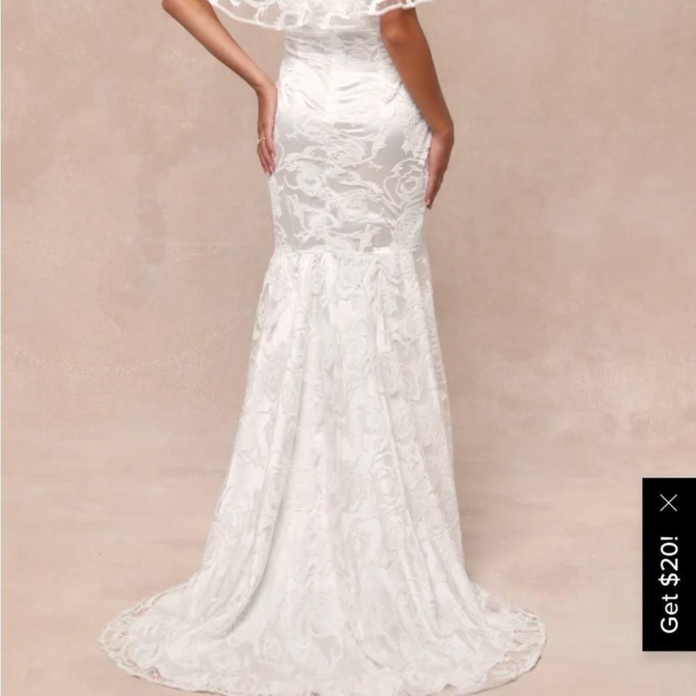 NWT Lace and Satin Off The Shoulder Wedding Dress - Picture 2 of 5